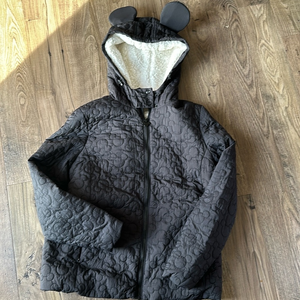 Disney Parks black Jacket Mickey Mouse Ears Quilted - Fleece Lined (size Medium)